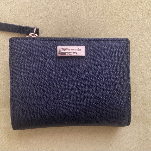 kate spade Handbags - KATE SPADE SMALL BIFOLD WALLET IN BLACK LEATHER EUC